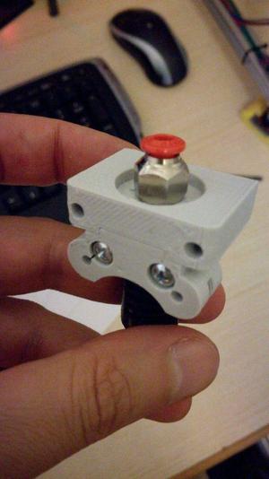 Hypercube modular hotend mount