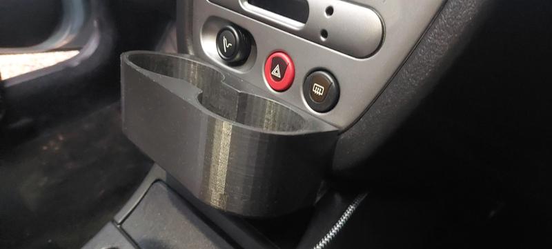 Peugeot 306 cup holder