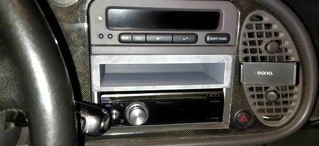 Vide poche voiture Simple DIN / autoradio