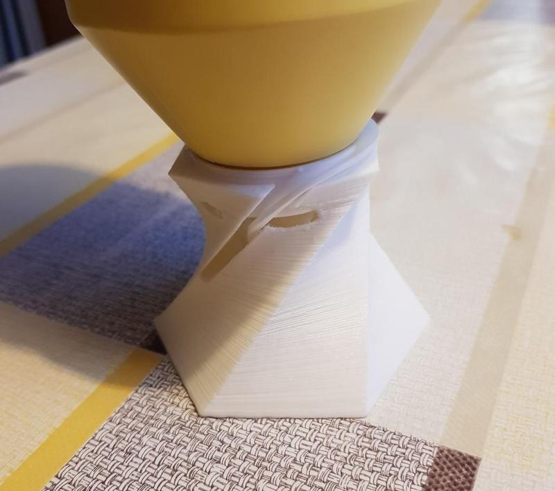 Ketchup 1L bottle holder