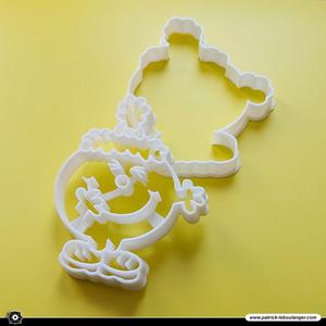 LITTLE MISS BUSY-BODY COOKIE CUTTER