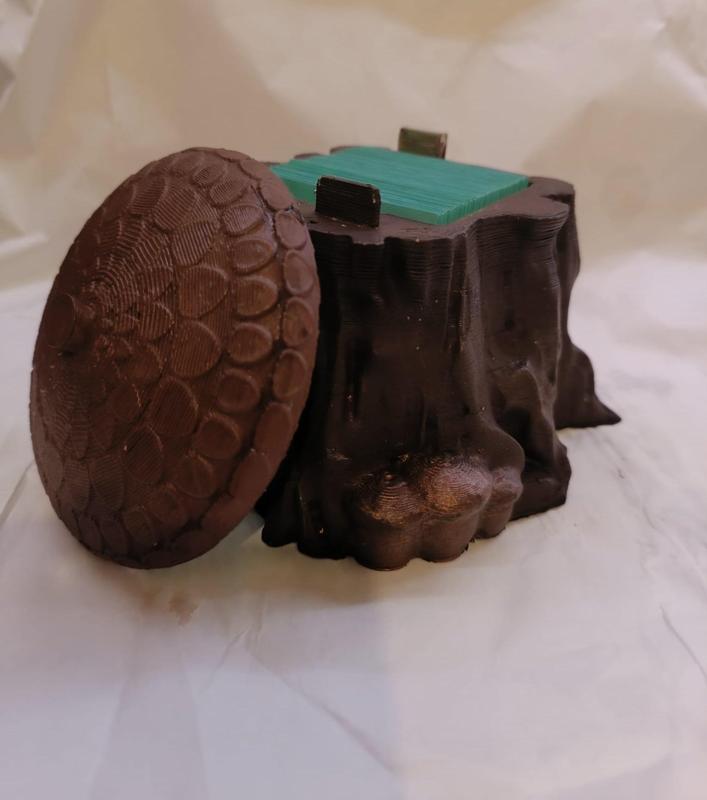 SQUIRREL TRIBAL DECKBOX - magic the gathering tcg mtg card play game commander legacy edh modern squirrel rat acorn trunk