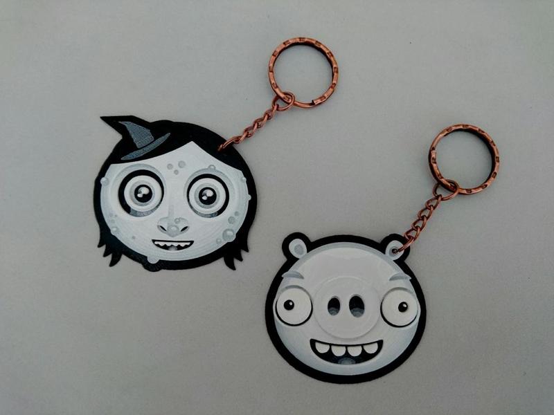 2X KEYCHAIN EMOJIS