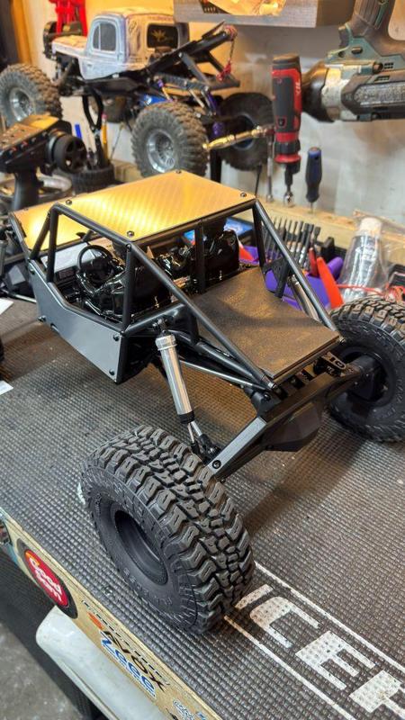 AXIAL GILAMON FLAT BED