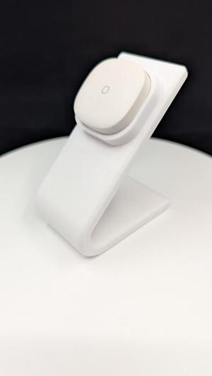 Desk stand for Samsung SmartThings Button