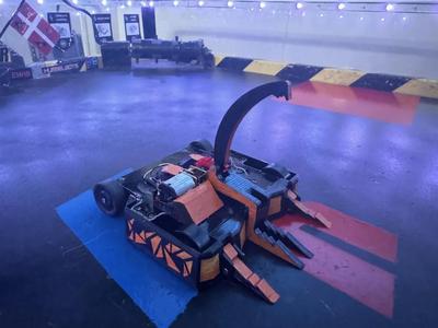 Ember: Hexbug Suplexer (WIP)