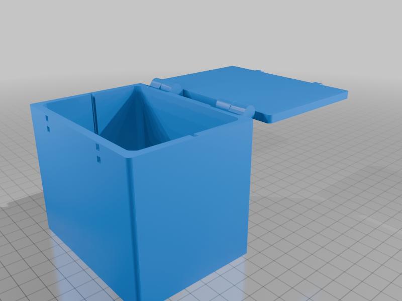 12 Capacity 100 Card Deck Organizer/Travel Box With Latches