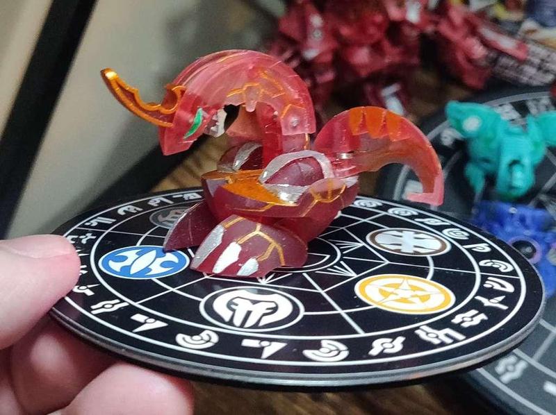 Ultimate Dragonoid V2 - Bakugan
