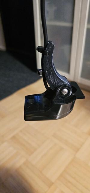 Striker 4+ tranducer ice fishing leveler