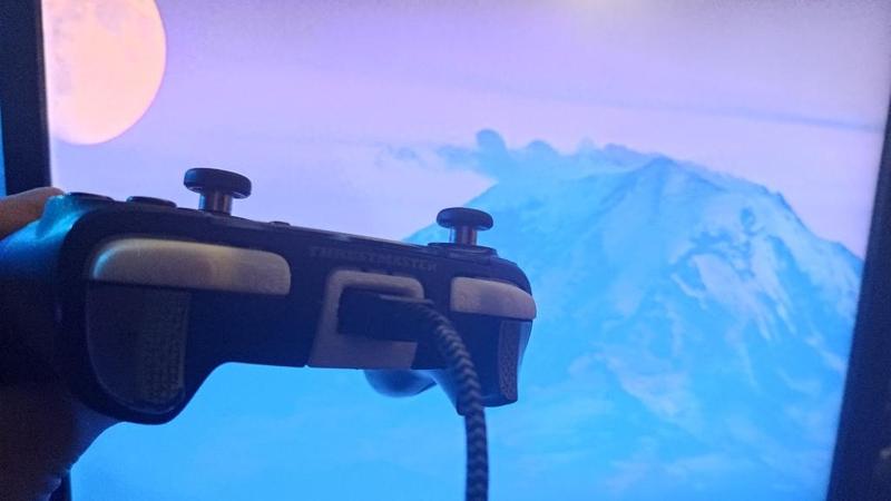 Thrustmaster Eswap X Pro Bumper/Controller Port Replacement