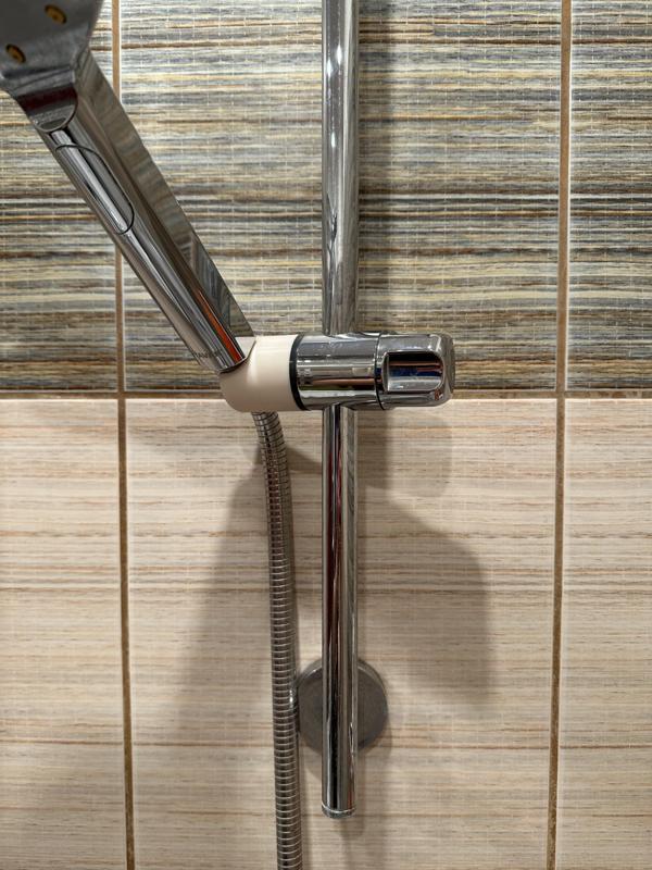 Simple shower holder