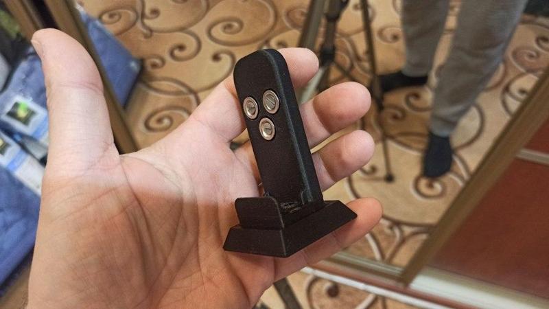 Phone holder with magnet case for tripod (держатель телефона с магнитным чехлом для штатива)