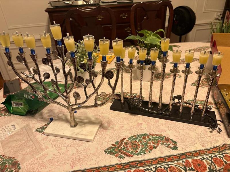 Adapter for Menorah Oil Cups