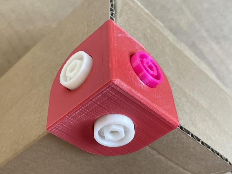 Makedo triple corner 90º