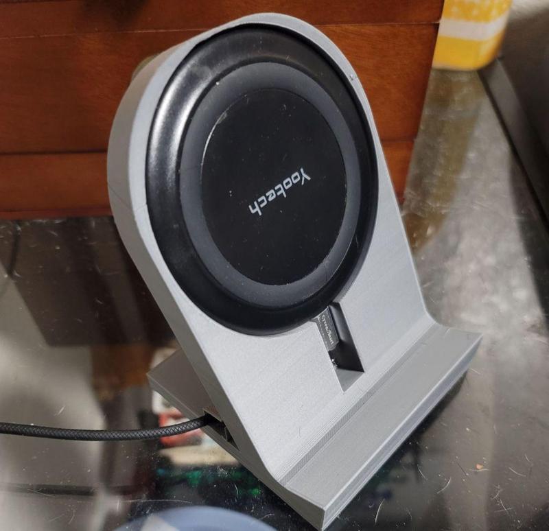 wireless phone charger. phone stand works with note 20 ultra 