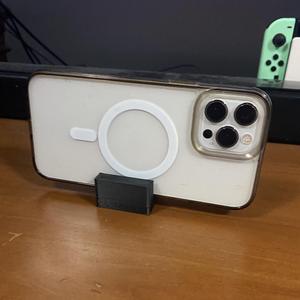 iPhone Facetime continuity mount for Apple TV Facetime