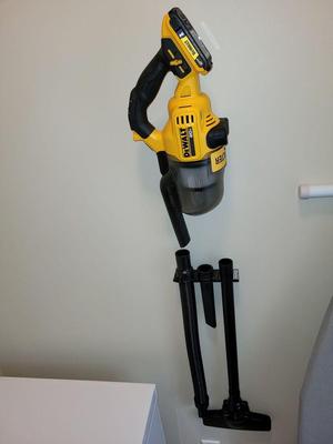 Dewalt Vac Wall Mount