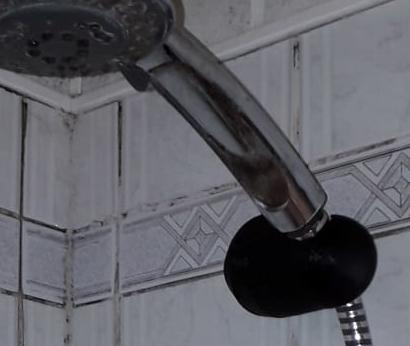 Support douche à visser