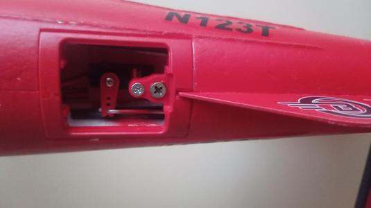 E-flite Draco 2.0m kryt