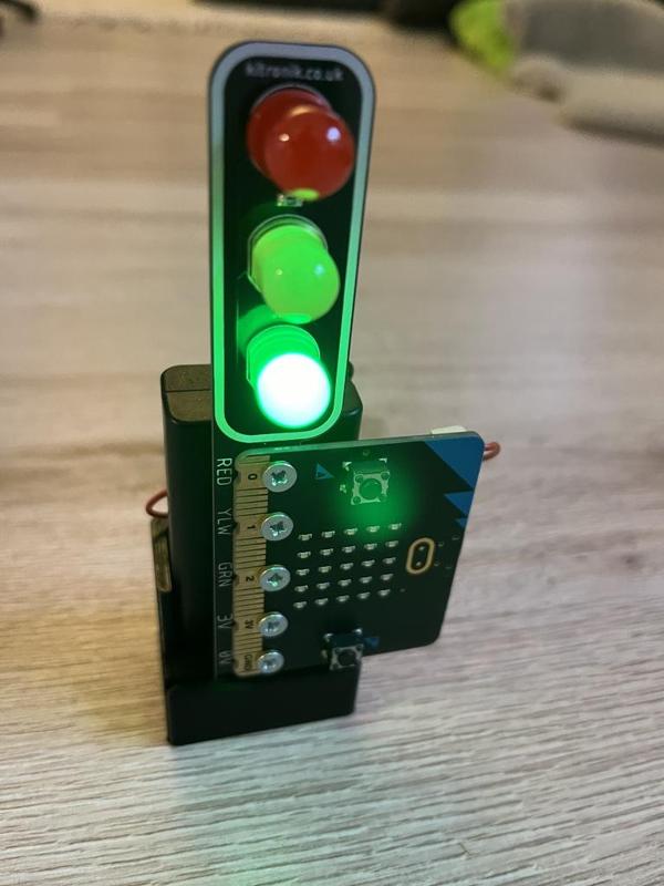 Traffic Light Stand