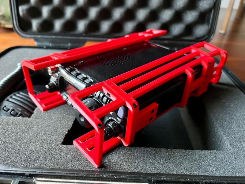 Yaesu FT-817 FT-818 Manpack Style Enclosure