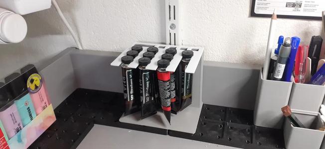 Watercolor paint stand and brush holder - Gridfinity Remix   