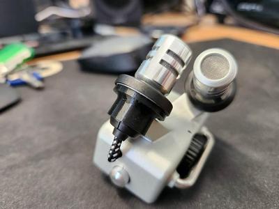 Zoom XYH-5 retaining bracket