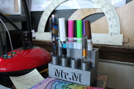 Pen holder