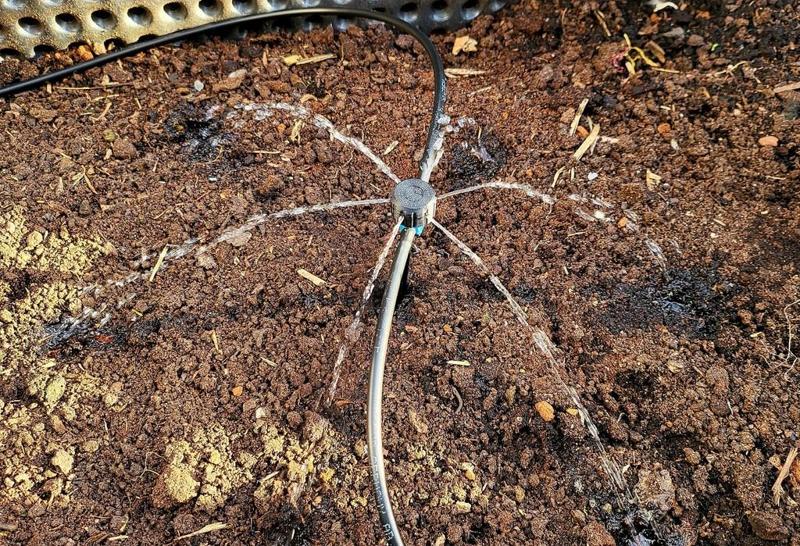 Micro Drip Sprinkler and Holder Set