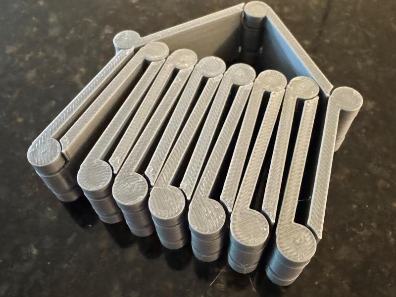 Hinge Fidget Toy Chain Thingy