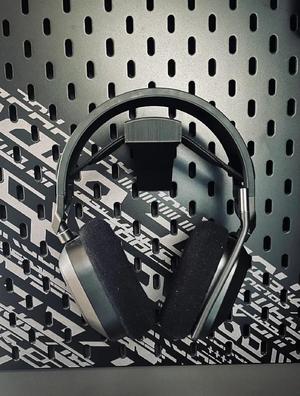 Headphone holder   