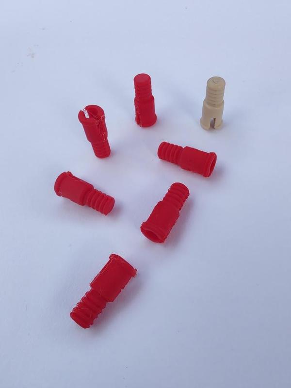 Dowel wall-connector for Ryan's Room Majestic Castle