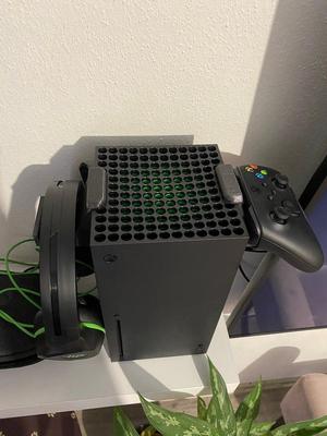 XBox Series X Headset holder
