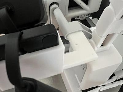 Wyze V4 Camera Mount - No X-Axis Cable Clip