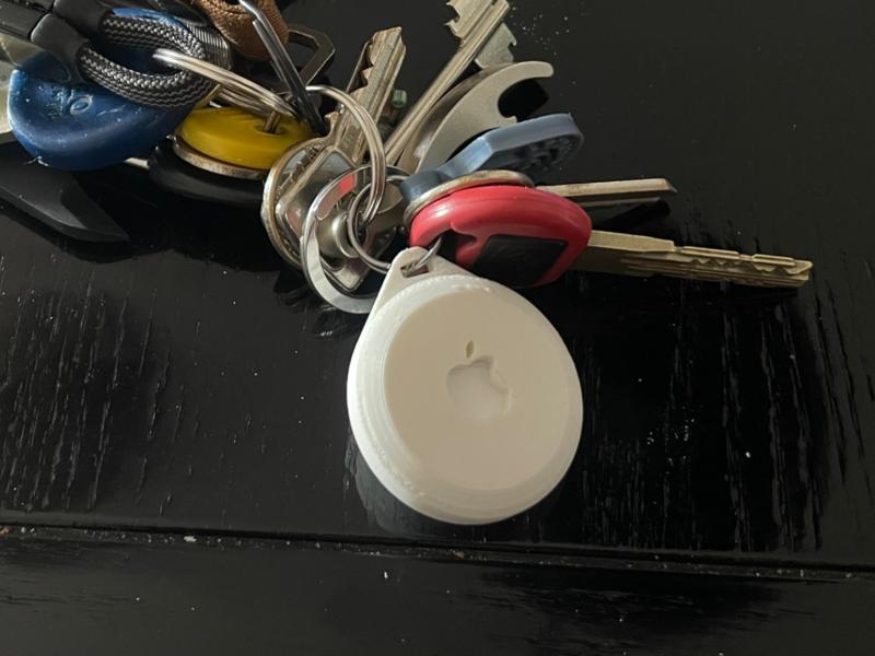 TwistyTag – Secure Threaded AirTag Keychain Case