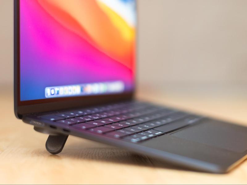 Macbook Air 13" Riser - M2 M3 and M4