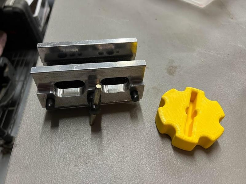 Rockler Self Centering Dowel Jig Knob