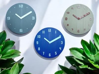 Tubely wall clock - vertical version