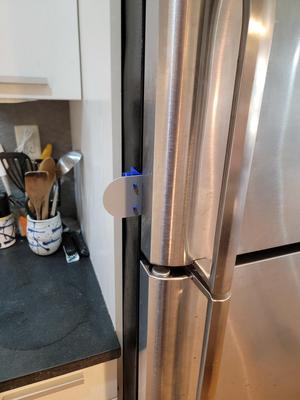 Fridge Door Opener