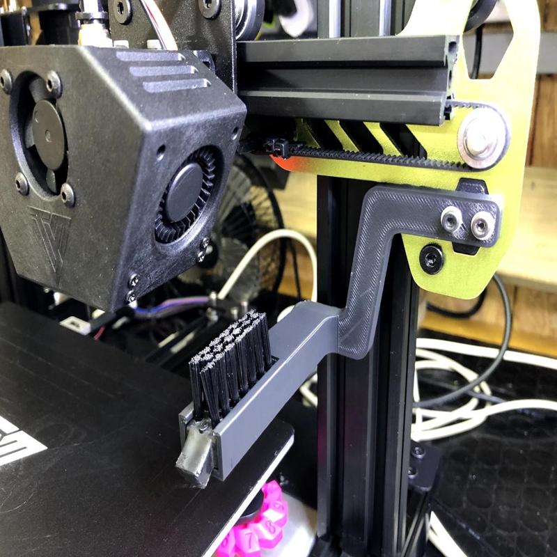 Tarantula Pro Brush Support for Nozzle Cleaning