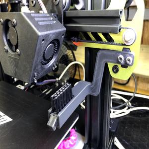 Tarantula Pro Brush Support for Nozzle Cleaning