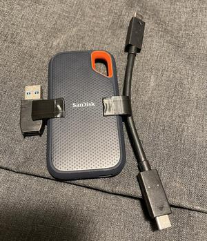 SanDisk (SSD) holder
