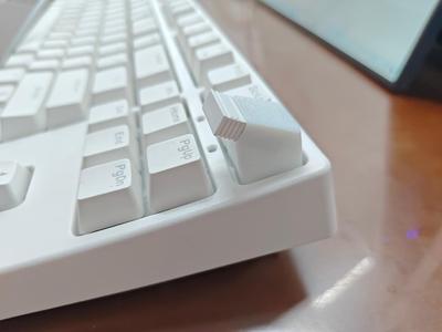 接收器 键帽 A keycap is used to store the usb-receiver