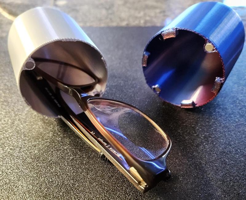 Glasses Twist-and-Lock Case - now with Magnets!