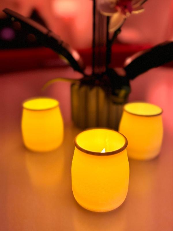 TEALIGHT CANDLE HOLDER