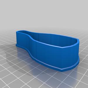 Champagne-bottle-cookie-cutter