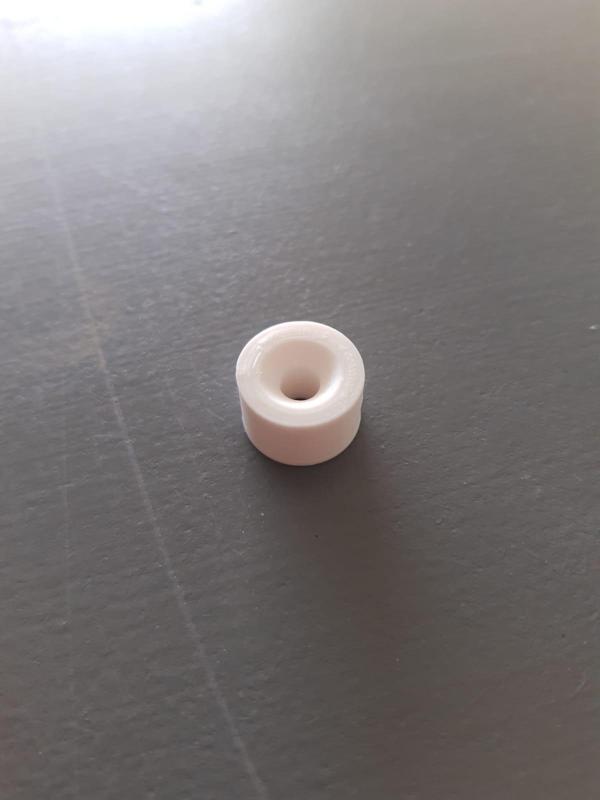 Shelf support