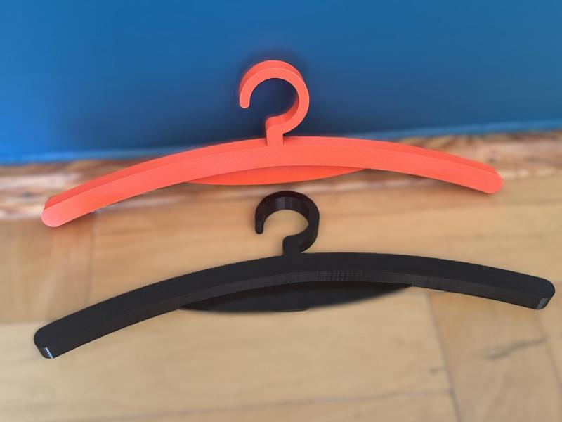 Simple clothes hanger