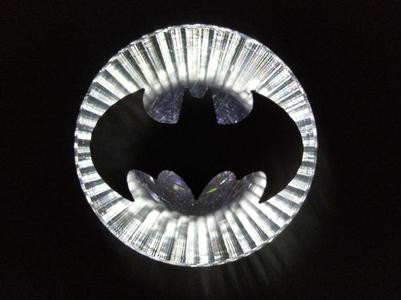 BATISEÑAL Remix del diseño de LeHof para usar pilas / Bat-signal Remix from de LeHof's design to use batteries
