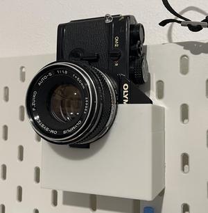 Olympus OM-2 Skadis holder